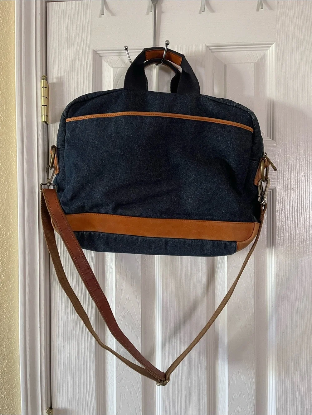 UGG Denim/Leather Canvas Messenger Bag with Brown Leather Trim *RARE*